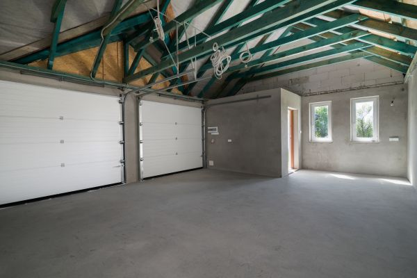 Garage Floor Concrete Repair in Springfield